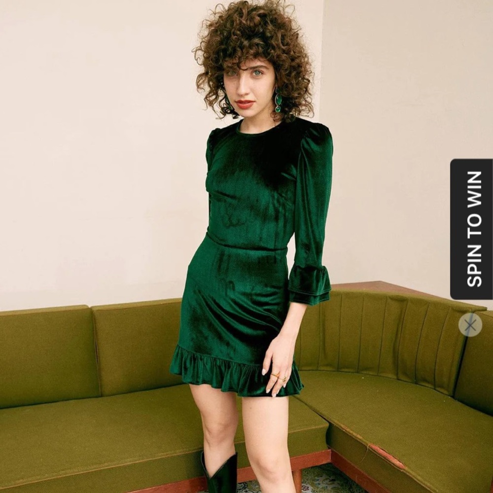 Green Long Sleeve Velvet Mini Dress NWT